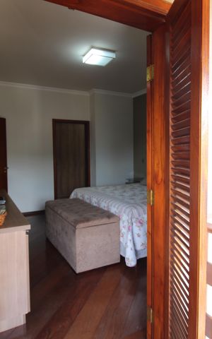 Casa à venda com 388m², 6 quartos e 6 vagasQuarto 1 - Varanda