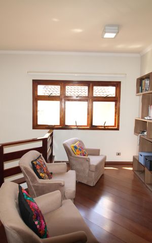 Casa à venda com 388m², 6 quartos e 6 vagasCorredor