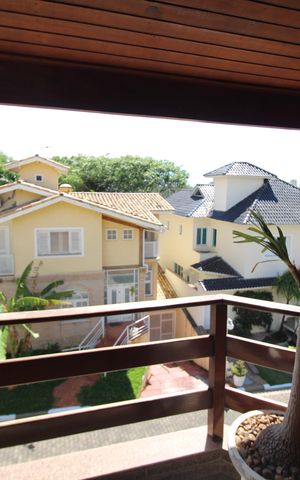 Casa à venda com 388m², 6 quartos e 6 vagasQuarto 1 - Varanda