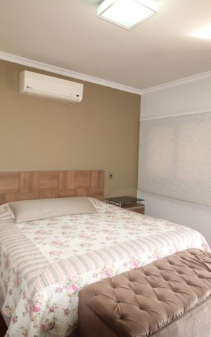 Casa à venda com 388m², 6 quartos e 6 vagasQuarto 1