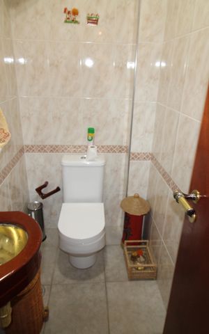 Casa à venda com 388m², 6 quartos e 6 vagasLavabo