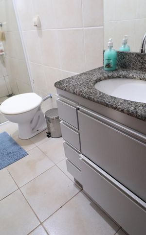 Casa para alugar com 150m², 3 quartos e 6 vagasBanheiro Social