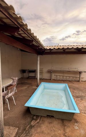 Casa para alugar com 150m², 3 quartos e 6 vagas Casa para alugar com 150m², 3 quartos e 6 vagasVaranda - Quintal