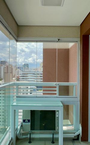 Studio para alugar com 33m², 1 quarto e 1 vaga Studio para alugar com 33m², 1 quarto e 1 vagaVaranda