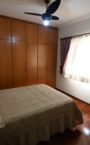 Casa à venda com 280m², 3 quartos e 4 vagasQuarto Suíte 1