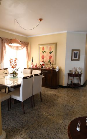 Casa à venda com 280m², 3 quartos e 4 vagasSala 