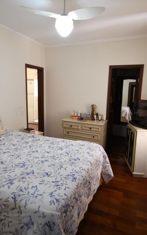 Casa à venda com 280m², 3 quartos e 4 vagasQuarto Suíte 3