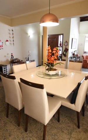 Casa à venda com 280m², 3 quartos e 4 vagasSala 