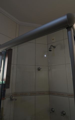 Casa à venda com 280m², 3 quartos e 4 vagasBanheiro Suíte 3