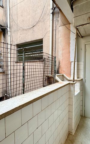 Apartamento à venda com 60m², 2 quartos e sem vaga Apartamento à venda com 60m², 2 quartos e sem vagaÁrea de Serviço