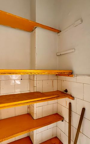 Apartamento à venda com 60m², 2 quartos e sem vaga Apartamento à venda com 60m², 2 quartos e sem vagaDespensa