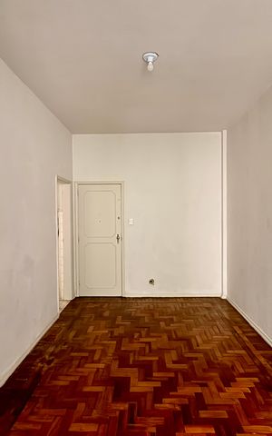 Apartamento à venda com 60m², 2 quartos e sem vaga Apartamento à venda com 60m², 2 quartos e sem vagaSala