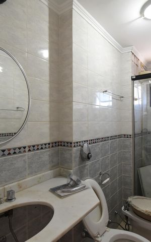 Apartamento à venda com 165m², 3 quartos e 1 vagaBanheiro 2
