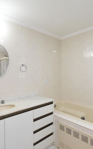 Apartamento à venda com 165m², 3 quartos e 1 vagaBanheiro da Suíte