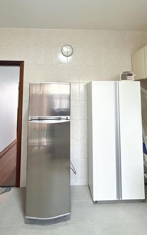 Casa à venda com 181m², 3 quartos e 4 vagas