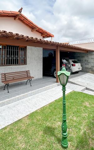 Casa à venda com 181m², 3 quartos e 4 vagas
