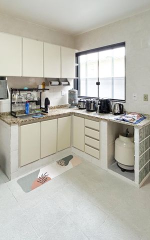 Casa à venda com 181m², 3 quartos e 4 vagas