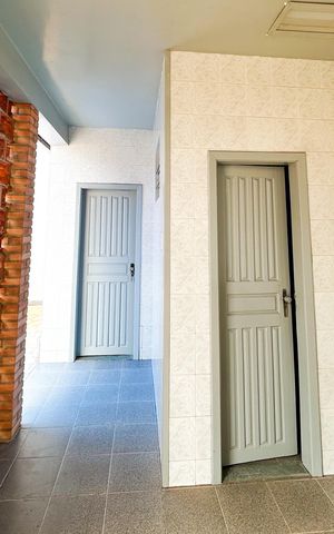 Casa à venda com 181m², 3 quartos e 4 vagas