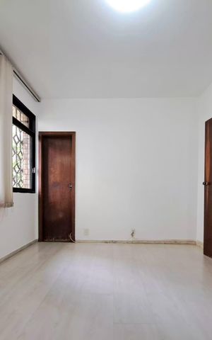Apartamento à venda com 95m², 3 quartos e 2 vagas Apartamento à venda com 95m², 3 quartos e 2 vagasSuíte