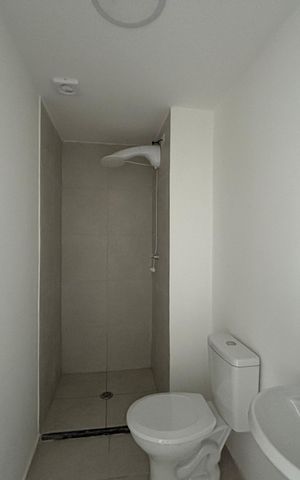 Apartamento à venda com 34m², 2 quartos e sem vaga Apartamento à venda com 34m², 2 quartos e sem vagaBanheiro