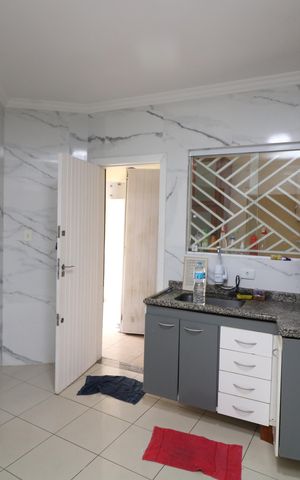 Casa à venda com 70m², 2 quartos e 2 vagasCozinha
