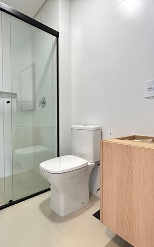 Apartamento para alugar com 77m², 1 quarto e 1 vaga Apartamento para alugar com 77m², 1 quarto e 1 vagaBanheiro da Suíte