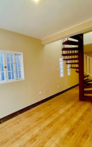 Casa para alugar com 85m², 3 quartos e sem vaga Casa para alugar com 85m², 3 quartos e sem vagaSala
