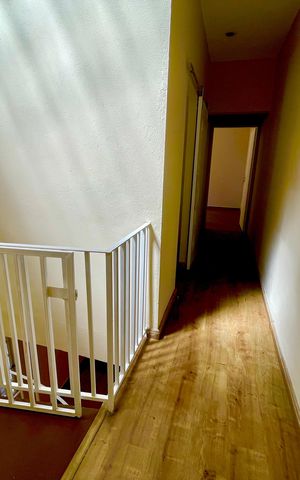 Casa para alugar com 85m², 3 quartos e sem vaga Casa para alugar com 85m², 3 quartos e sem vagaCorredor interno