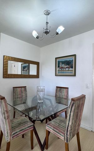 Apartamento à venda com 65m², 2 quartos e 1 vaga Apartamento à venda com 65m², 2 quartos e 1 vagaSala