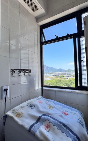 Apartamento à venda com 65m², 2 quartos e 1 vaga Apartamento à venda com 65m², 2 quartos e 1 vagaCozinha e Área de Serviço