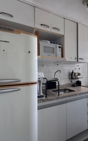 Apartamento à venda com 65m², 2 quartos e 1 vaga Apartamento à venda com 65m², 2 quartos e 1 vagaCozinha e Área de Serviço