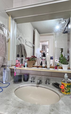 Apartamento à venda com 65m², 2 quartos e 1 vaga Apartamento à venda com 65m², 2 quartos e 1 vagaBanheiro Social