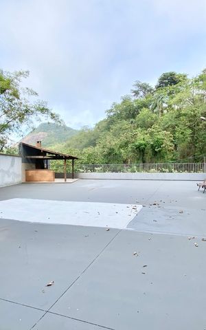 Apartamento à venda com 94m², 3 quartos e 1 vaga Apartamento à venda com 94m², 3 quartos e 1 vagaÁrea comum - Churrasqueira