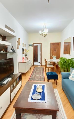 Apartamento à venda com 94m², 3 quartos e 1 vaga Apartamento à venda com 94m², 3 quartos e 1 vagaSala