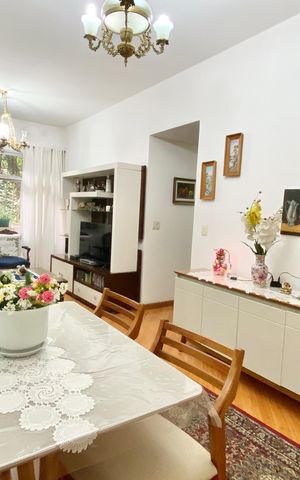 Apartamento à venda com 94m², 3 quartos e 1 vaga Apartamento à venda com 94m², 3 quartos e 1 vagaSala