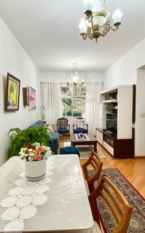 Apartamento à venda com 94m², 3 quartos e 1 vaga Apartamento à venda com 94m², 3 quartos e 1 vagaSala
