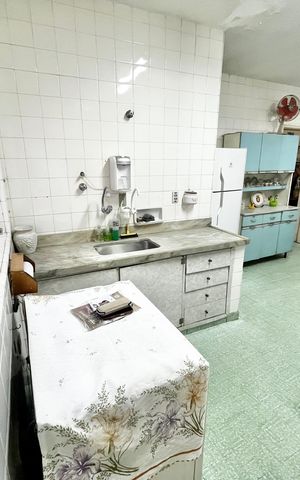Casa à venda com 238m², 3 quartos e 2 vagasCozinha