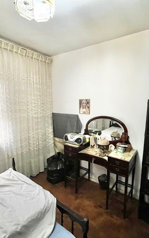 Casa à venda com 238m², 3 quartos e 2 vagasQuarto 2