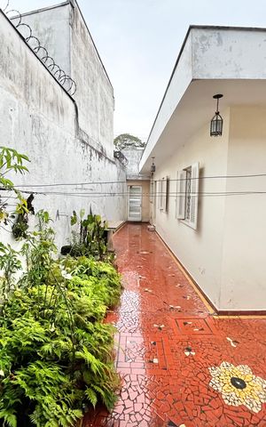 Casa à venda com 238m², 3 quartos e 2 vagasChurrasqueira