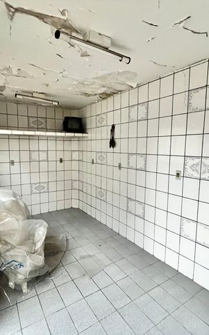 Casa à venda com 238m², 3 quartos e 2 vagasChurrasqueira