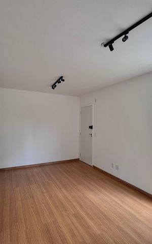 Apartamento à venda com 44m², 2 quartos e 1 vaga Apartamento à venda com 44m², 2 quartos e 1 vagaSala