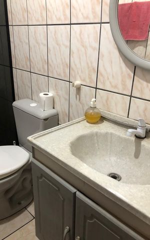 Casa à venda com 159m², 4 quartos e 2 vagas