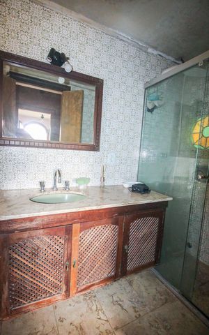Casa para alugar com 320m², 4 quartos e 6 vagasBanheiro da Suíte 1