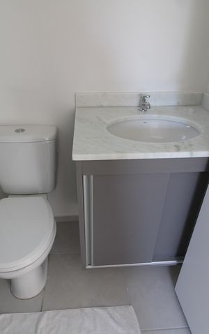 Apartamento à venda com 83m², 2 quartos e 1 vagaBanheiro