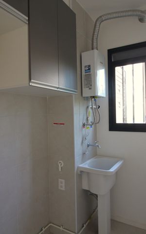 Apartamento à venda com 83m², 2 quartos e 1 vagaÁrea de Serviço