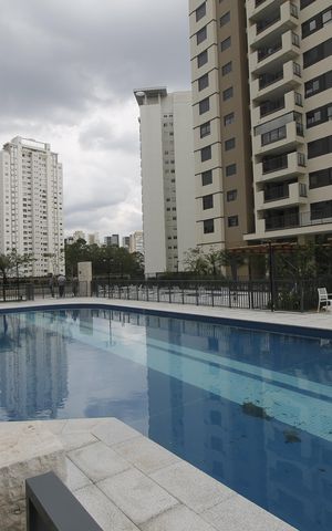 Apartamento à venda com 60m², 2 quartos e 1 vagaÁrea comum - Piscina
