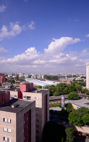 Apartamento para alugar com 42m², 2 quartos e 1 vagaSala - Varanda 