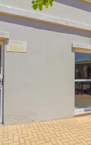 Apartamento à venda com 44m², 2 quartos e 1 vaga Apartamento à venda com 44m², 2 quartos e 1 vagaAcademia