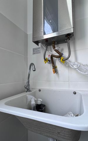 Apartamento para alugar com 44m², 2 quartos e 1 vaga Apartamento para alugar com 44m², 2 quartos e 1 vagaCozinha e Área de Serviço
