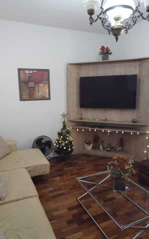 Casa à venda com 280m², 3 quartos e 4 vagasSala